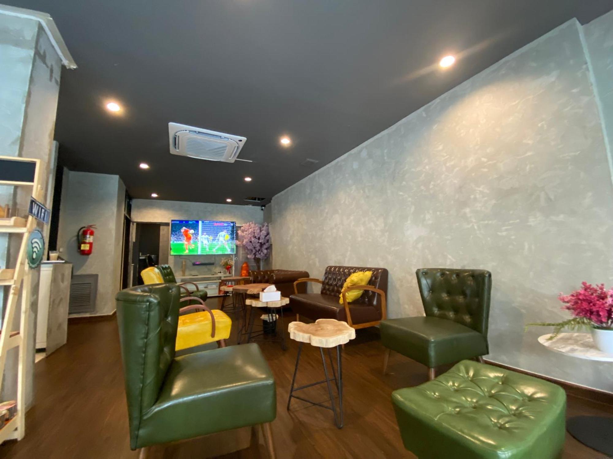 Bud Brew Beyond Dispensary And Hotel 曼谷 外观 照片