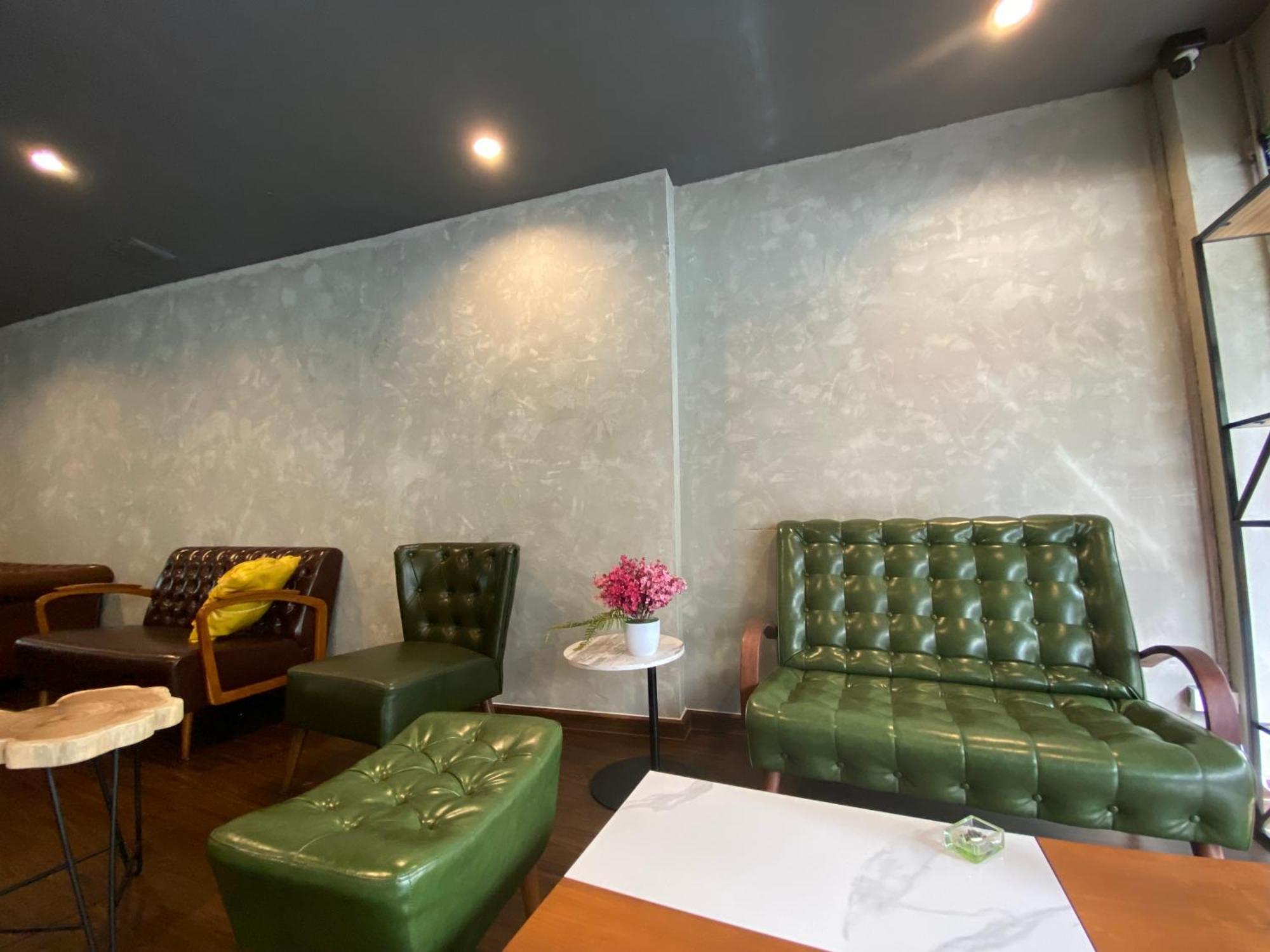 Bud Brew Beyond Dispensary And Hotel 曼谷 外观 照片