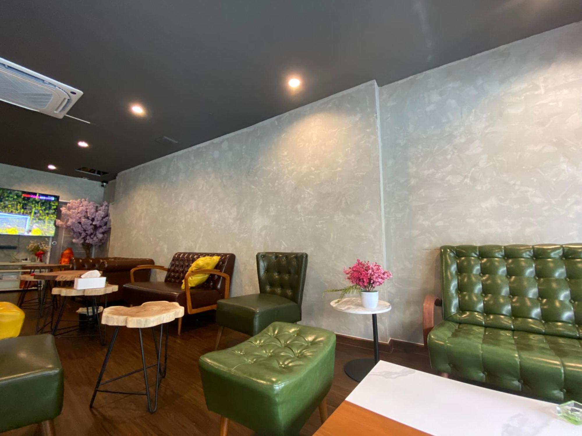 Bud Brew Beyond Dispensary And Hotel 曼谷 外观 照片